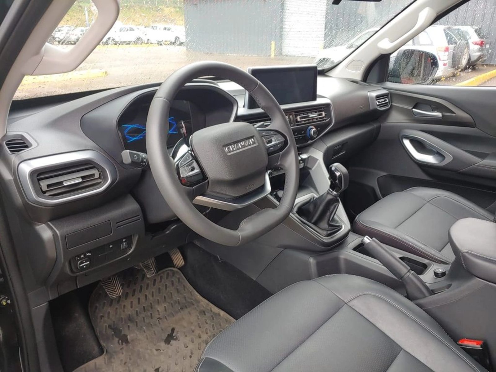 CHANGAN HUNTER HUNTER 2.0T MT 4x4 ELITE SPORT 2025 - Imagen 12 de 18