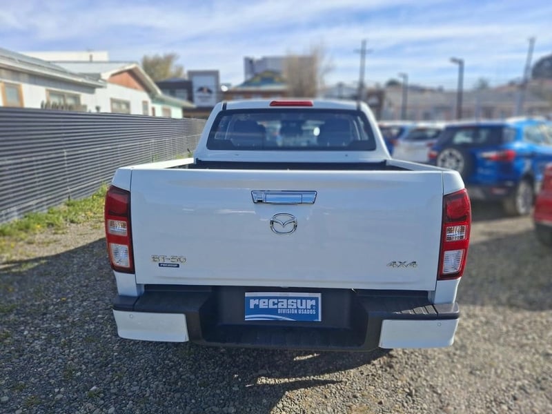 Mazda BT-50 BT 4x4 3.0 AUT 2024 - Imagen 4 de 7
