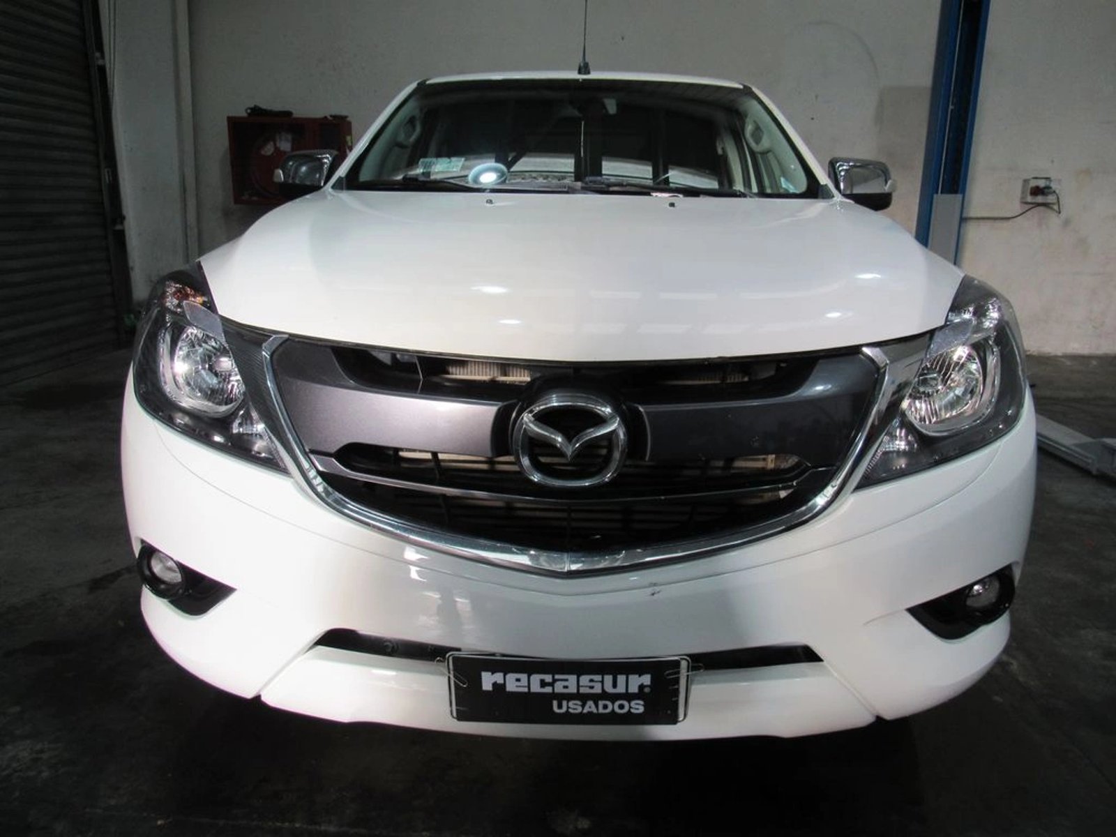 Mazda BT-50 SDX 4X4 2.2 2017 - Foto 2 de 7