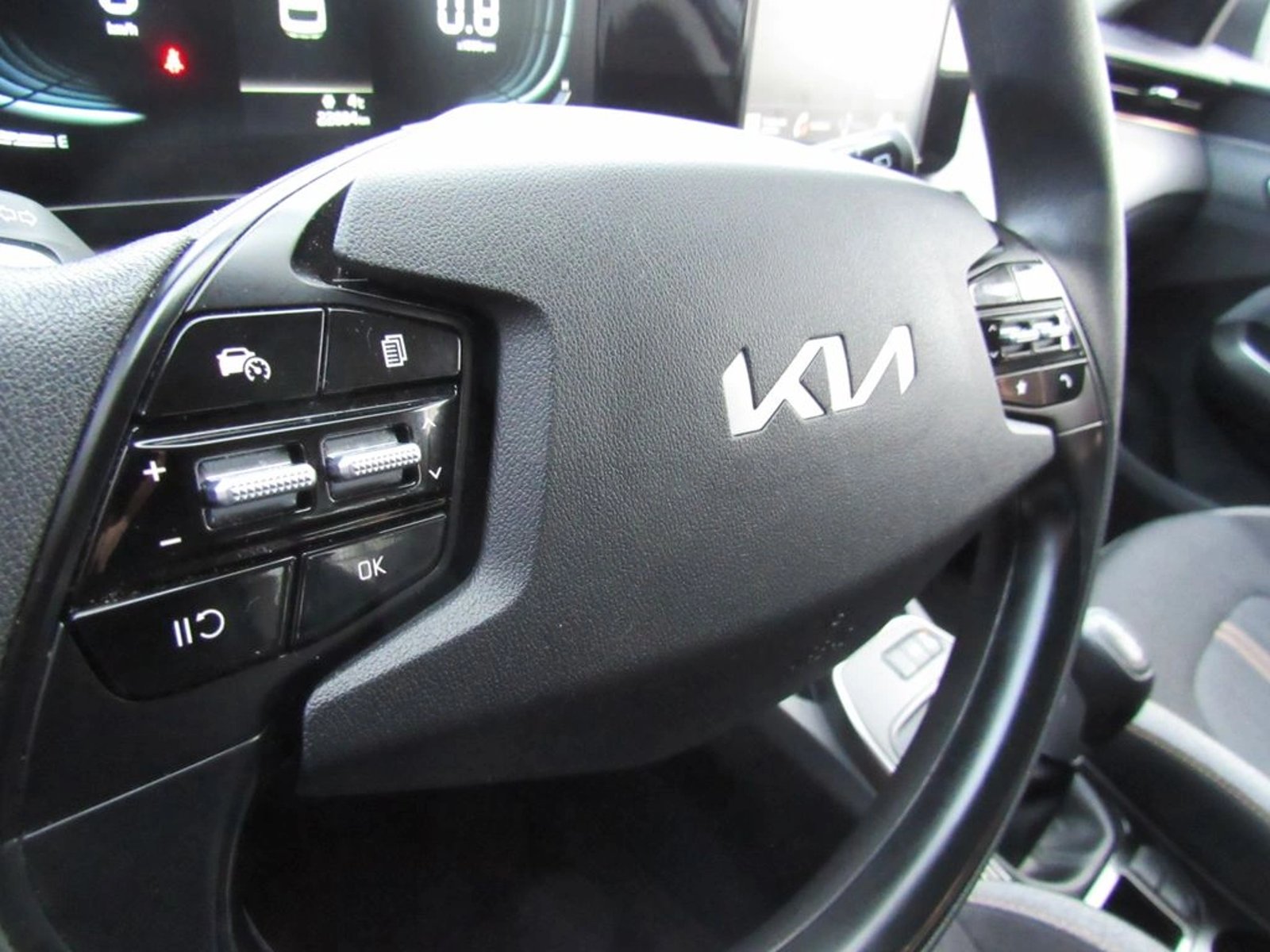 KIA K3 CROSS EX 1,4 2025 - Imagen 13 de 19