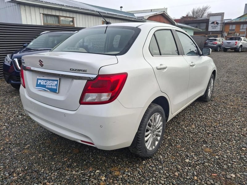 Suzuki DZIRE 1.2 2022 - Imagen 5 de 7