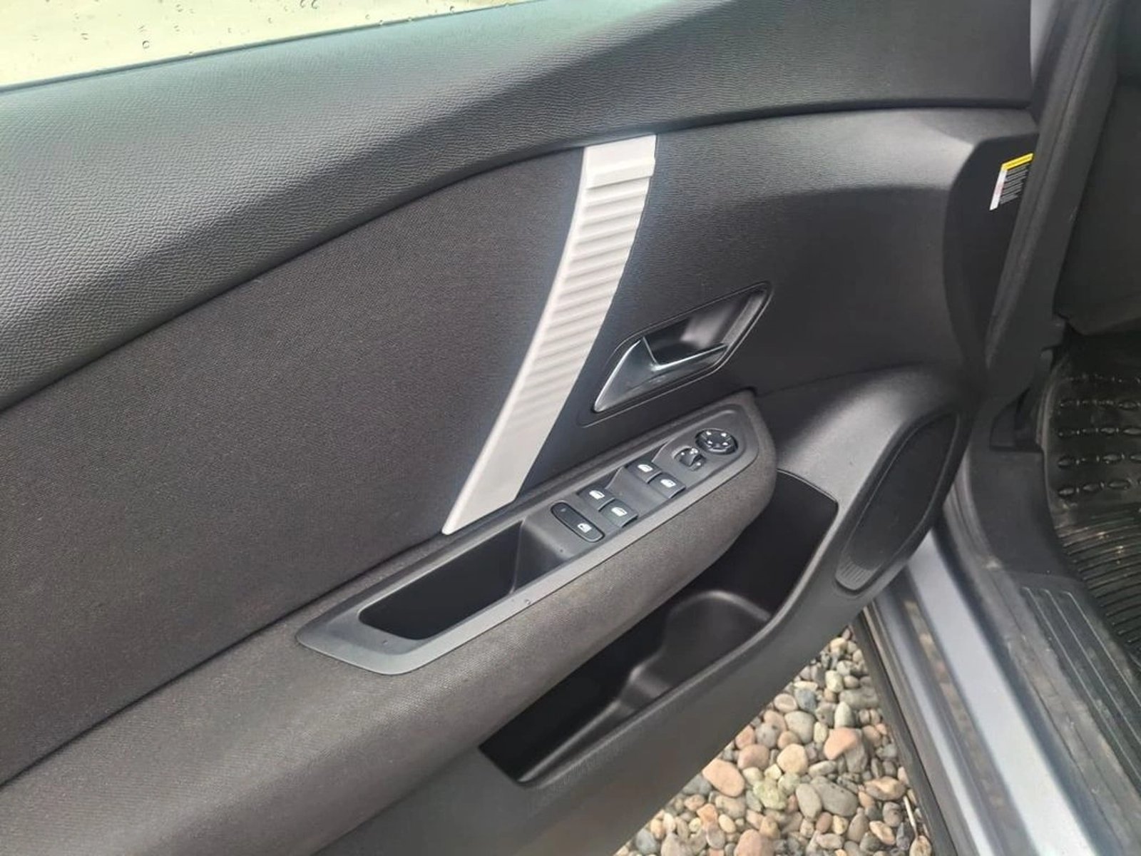 CITROEN C4 2WD 1.5 2022 - Imagen 11 de 12