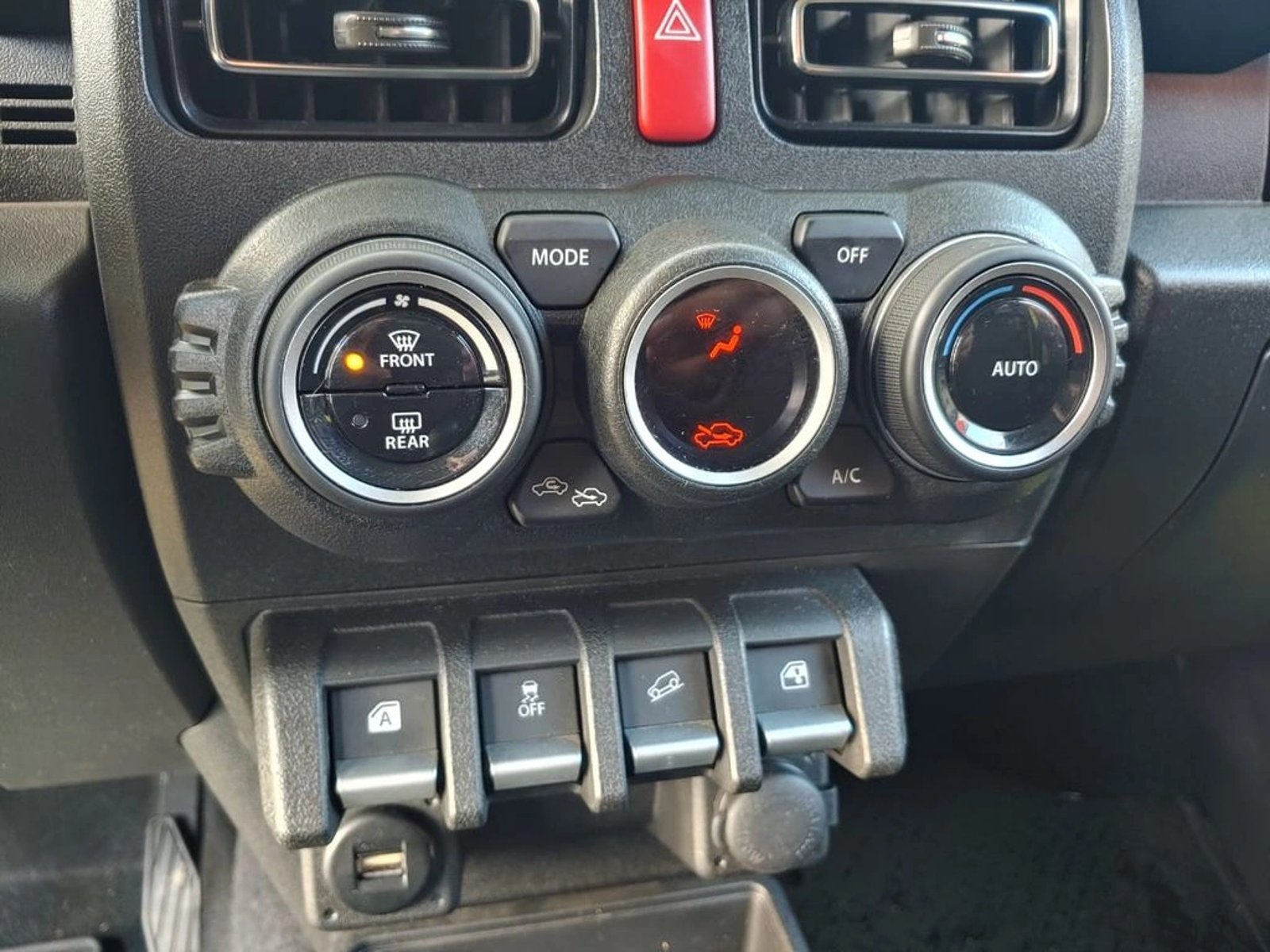 SUZUKI JIMNY JIMNY 5P 1.5 GLX 2026 - Imagen 17 de 18