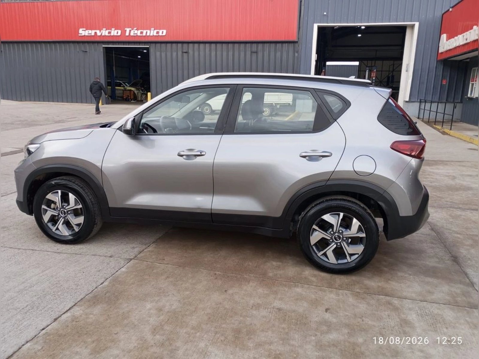 Kia SONET SONET EX 1.5 2021 - Imagen 7 de 17