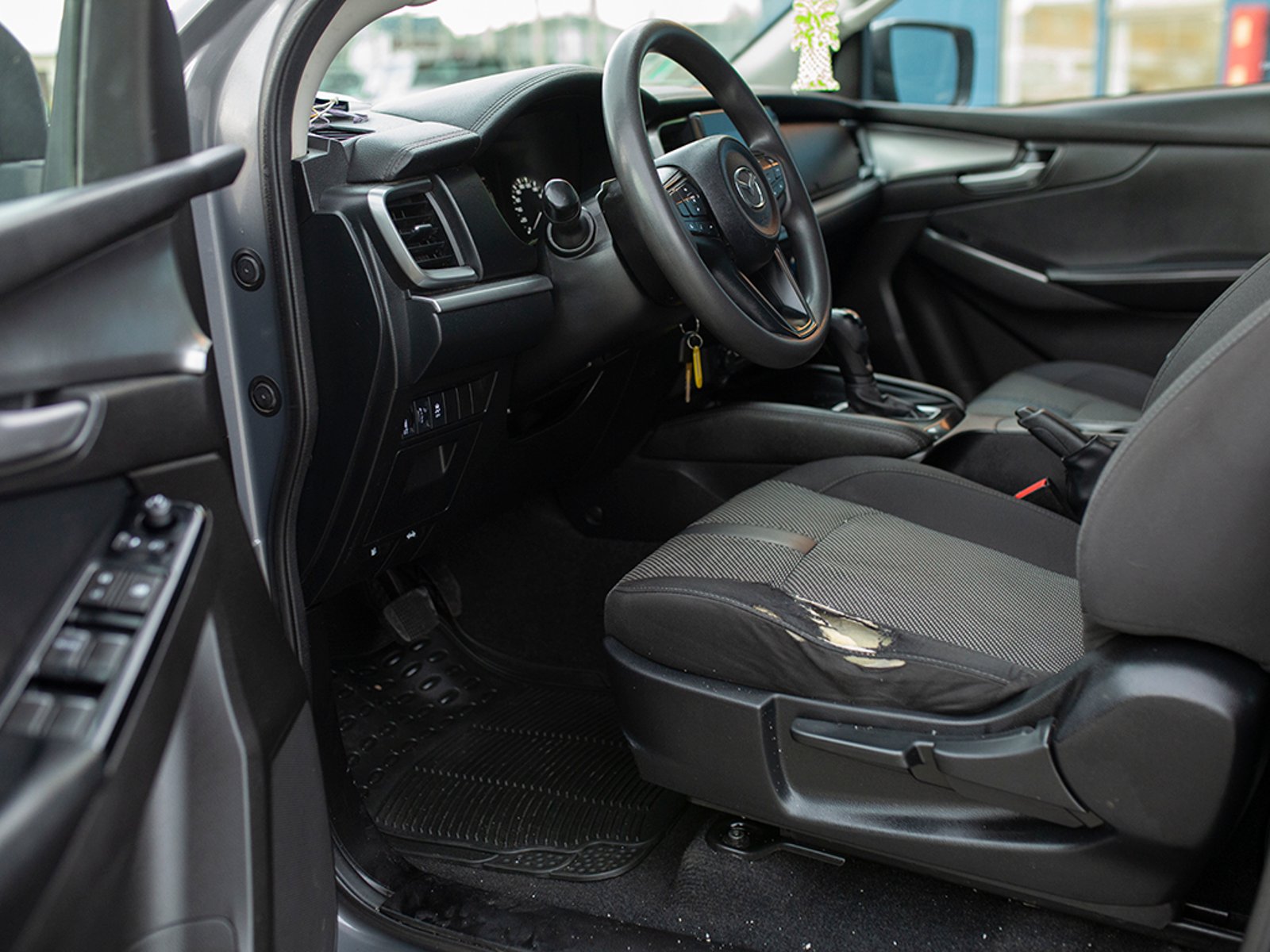 MAZDA BT-50 SDX 4WD 3.0 2023 - Imagen 12 de 14