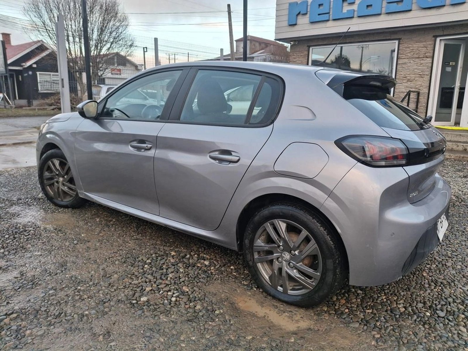 Peugeot 208 208 ACTIVE 1.2 2022 - Foto 5 de 17