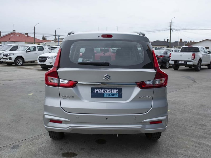 Suzuki ERTIGA GLX 1.5 2023 - Imagen 4 de 12