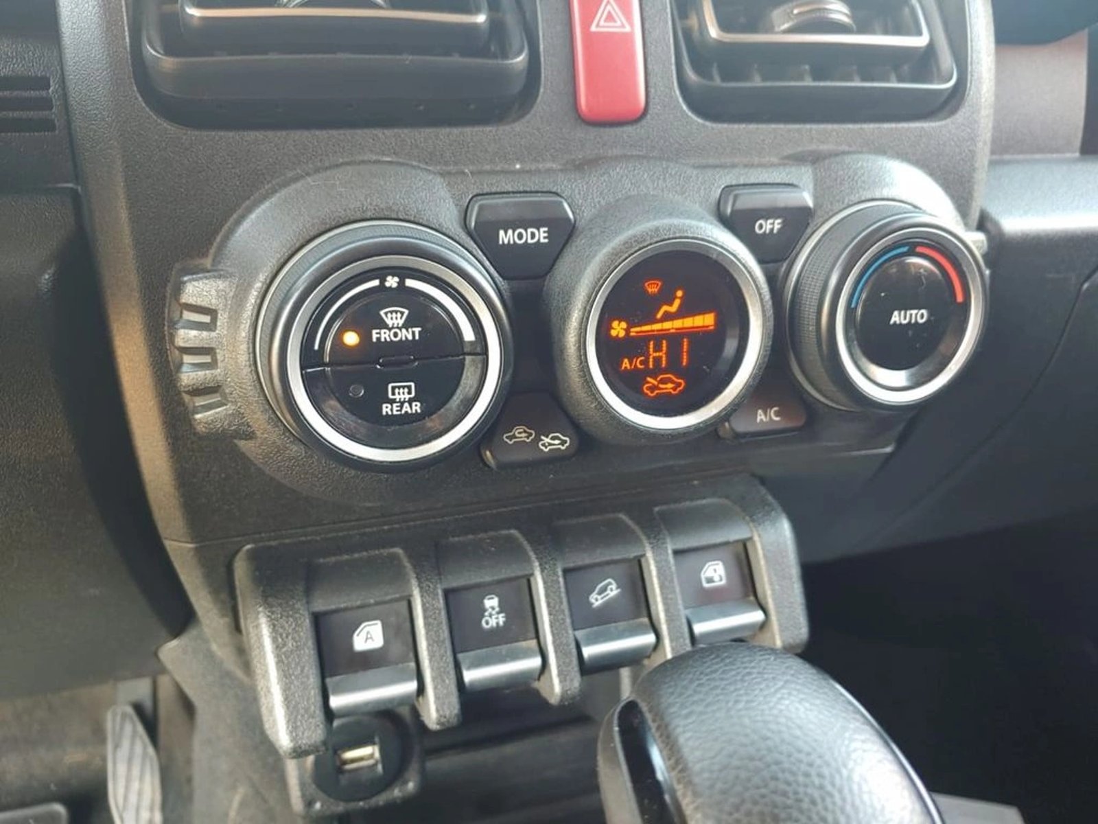 SUZUKI JIMNY JIMNY 5P 1.5 AT GLX 2024 - Imagen 16 de 18