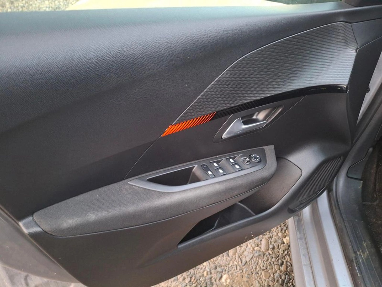 Peugeot 208 208 ACTIVE 1.2 2022 - Imagen 14 de 17