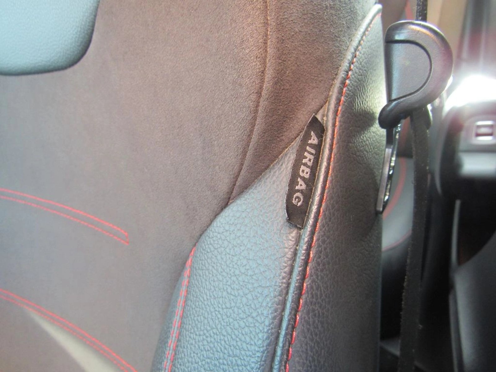 MERCEDES-BENZ A AMG 2WD 1.3 2021 - Imagen 14 de 16