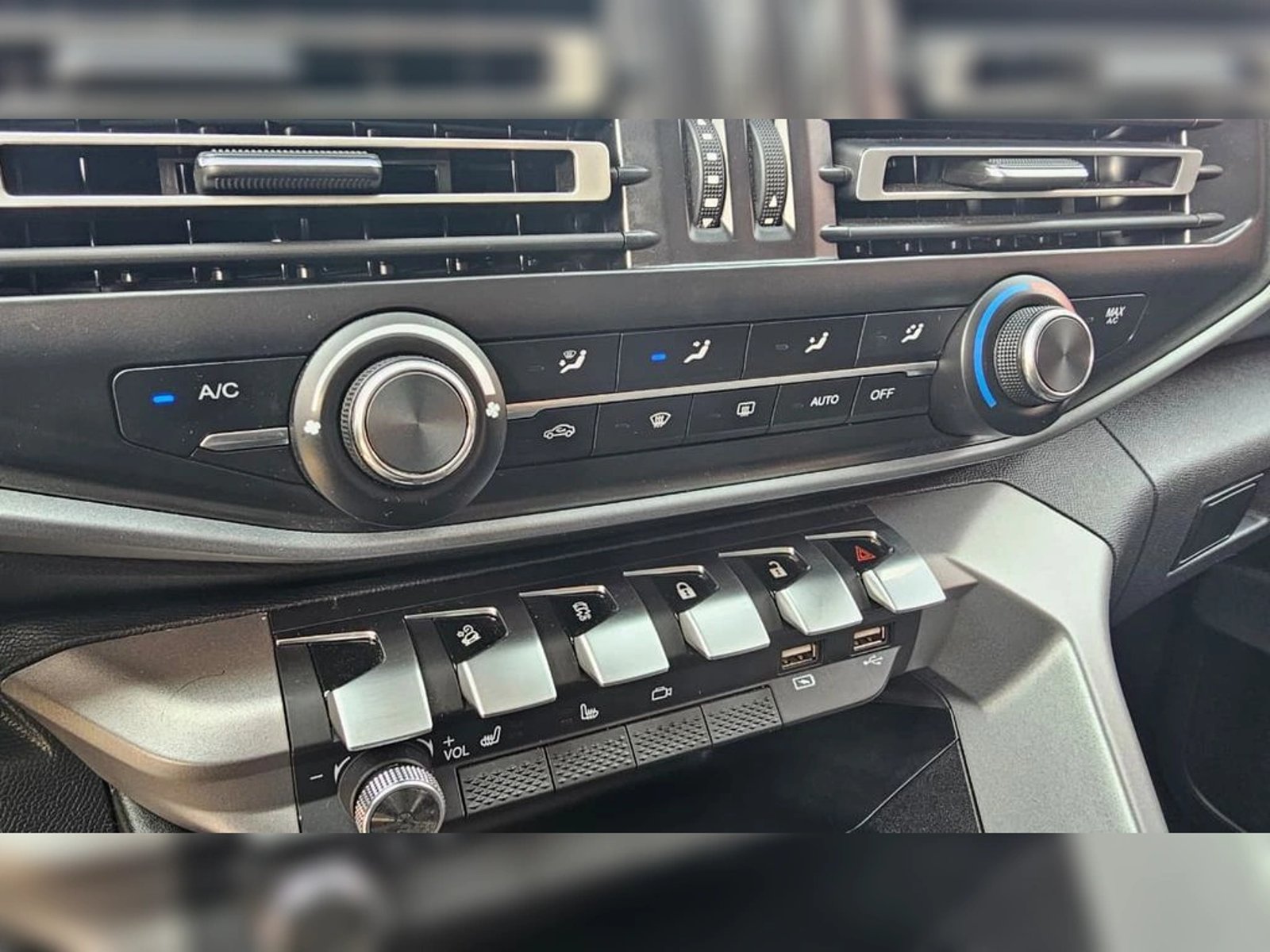 CHANGAN HUNTER HUNTER DCAB ELITE 4X4 1.9 2024 - Imagen 16 de 18