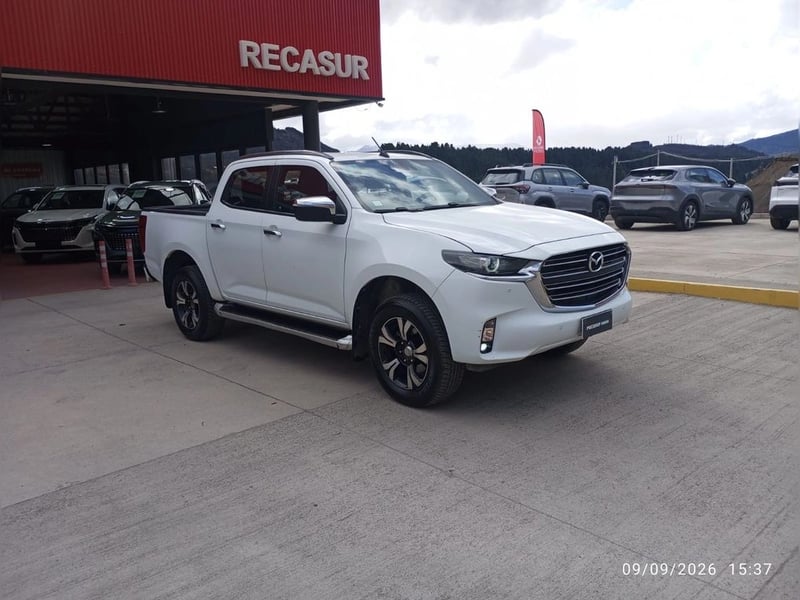 Mazda BT-50 BT-50 HIGH PLUS 4X4 6AT 2024 - Imagen 3 de 20