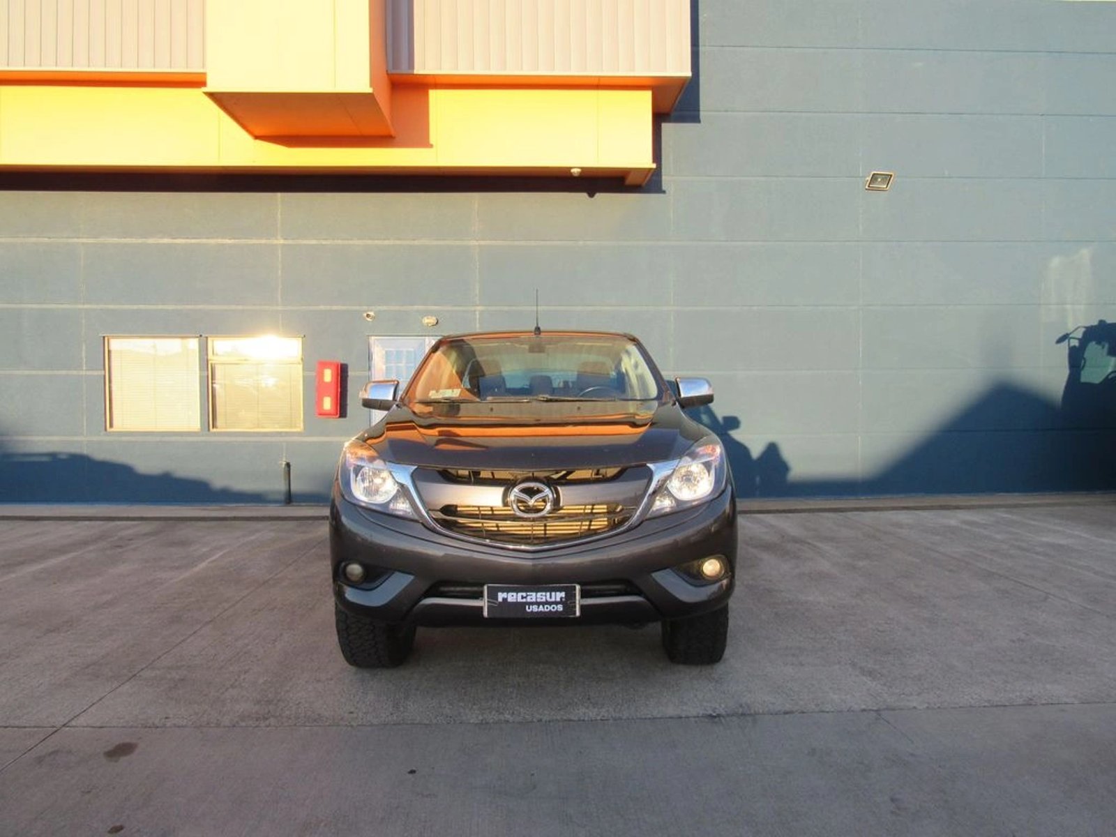 Mazda BT-50 3.2 SDX HIGH DOB. CAB. DIESEL 4X4 6AT 4P 2017 - Foto 2 de 17