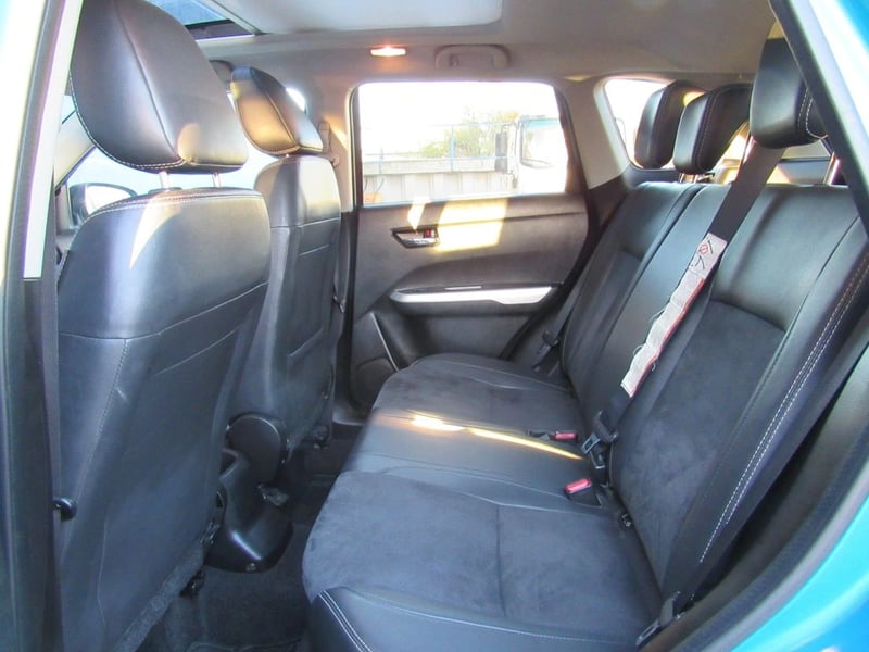 Suzuki VITARA 1.6 LIMITED 4WD MT 5P 2017 - Imagen 11 de 20