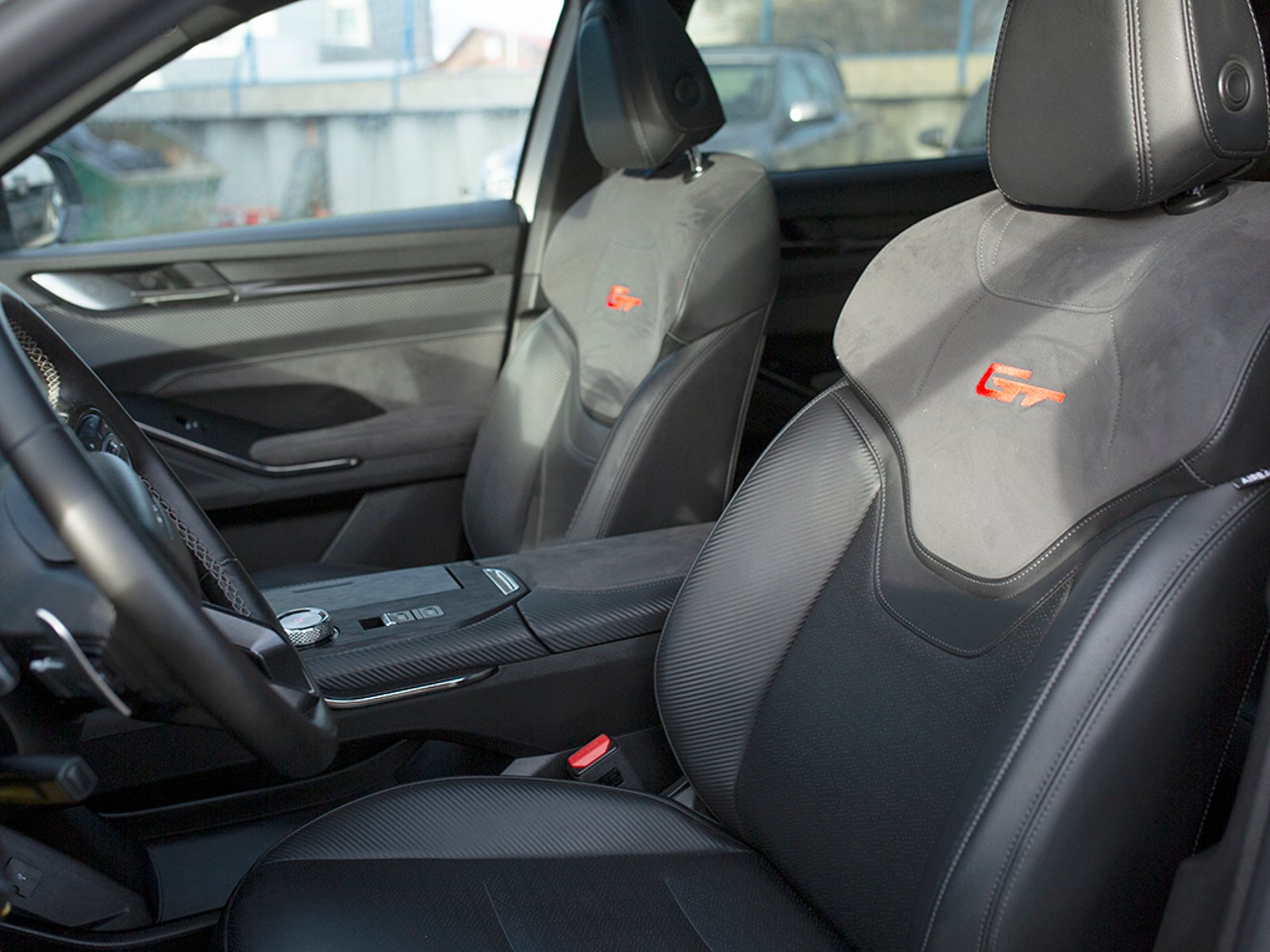 HAVAL H6 GT DELUXE 4WD 2024 - Imagen 13 de 16
