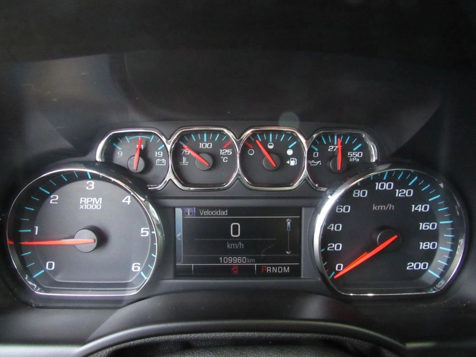 CHEVROLET SUBURBAN 4WD SU 5.3 2016 - Imagen 12 de 17