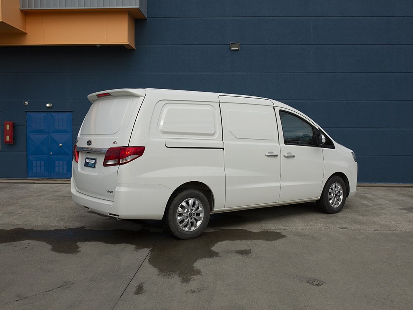 JAC REFINE CARGO 2WD 2.0 2025 - Imagen 4 de 14