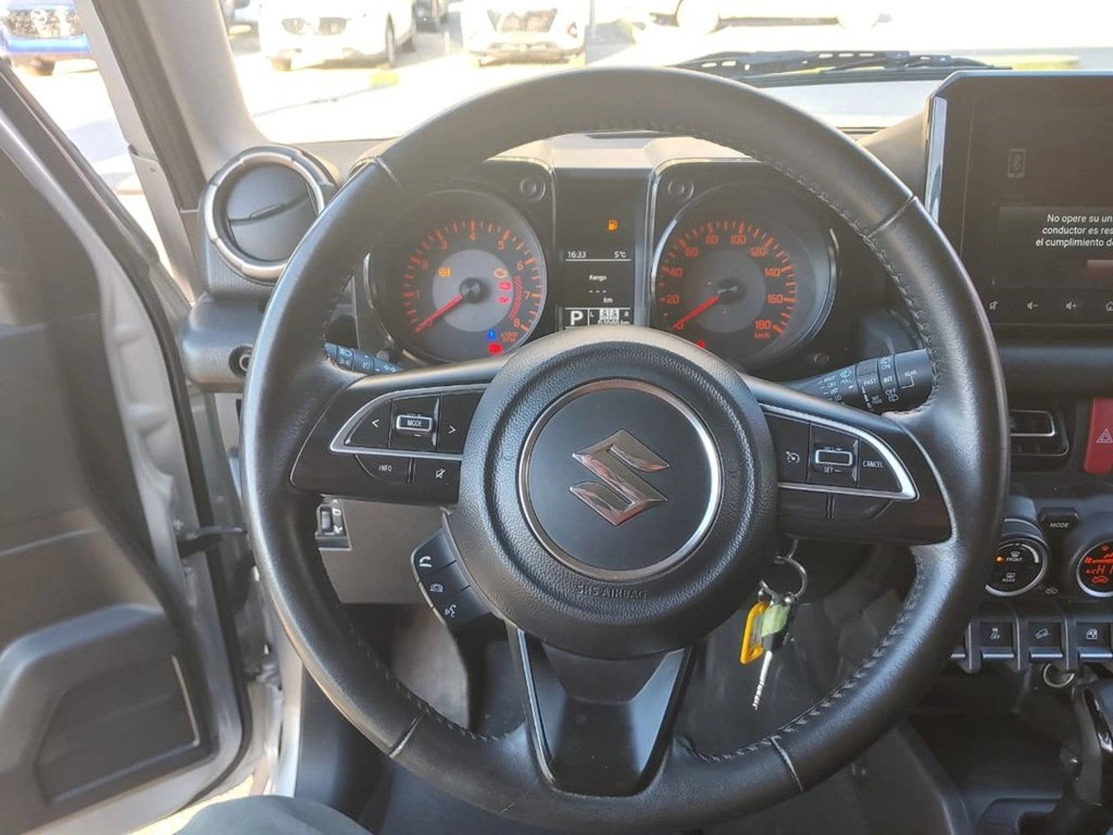 SUZUKI JIMNY JIMNY 5P 1.5 AT GLX 2024 - Imagen 12 de 18