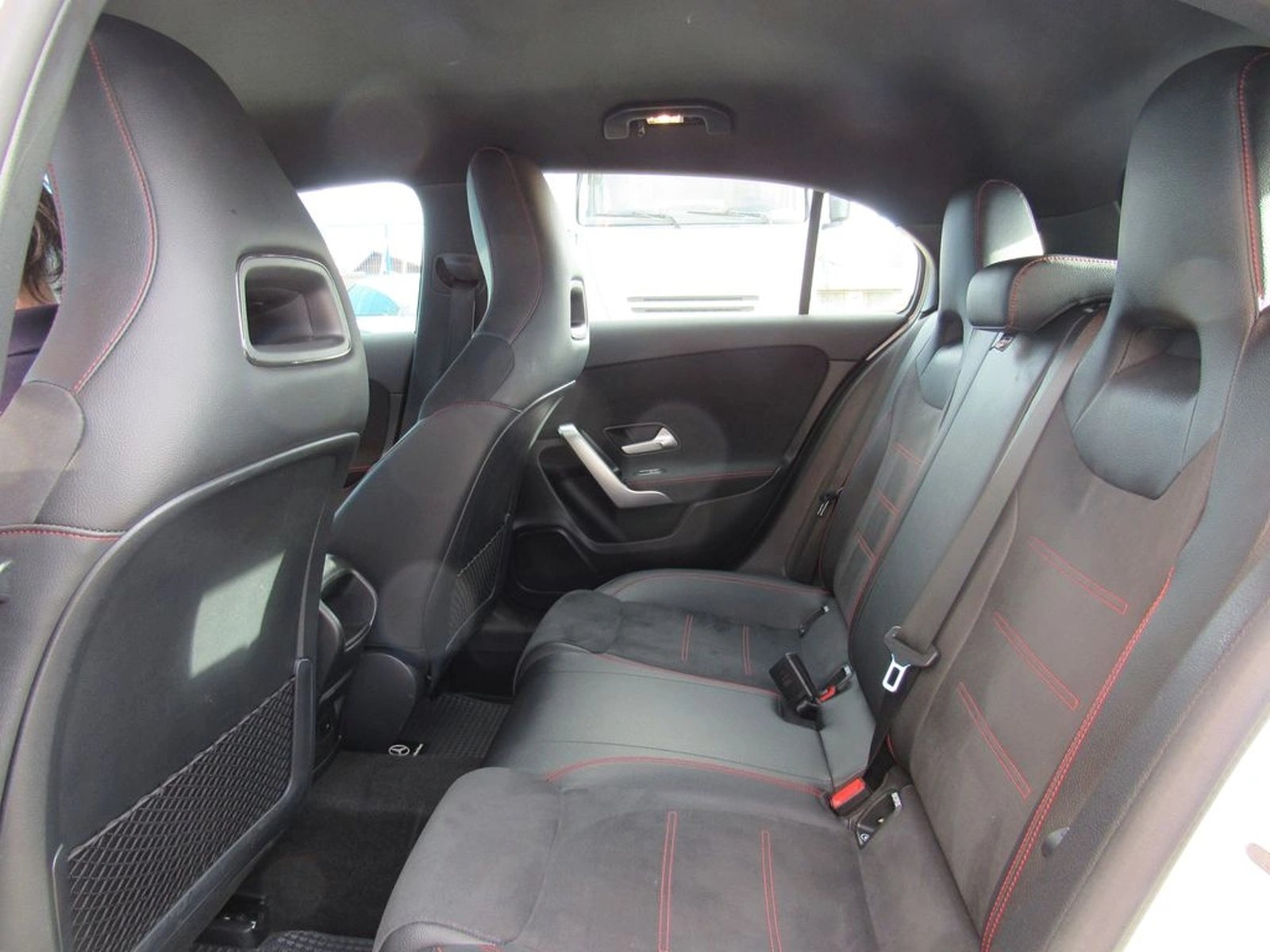MERCEDES-BENZ A AMG 2WD 1.3 2021 - Imagen 13 de 16