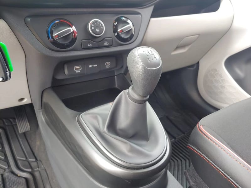 Hyundai GRAND I10 GRAND I10 BA GL 1.2 2024 - Imagen 14 de 18