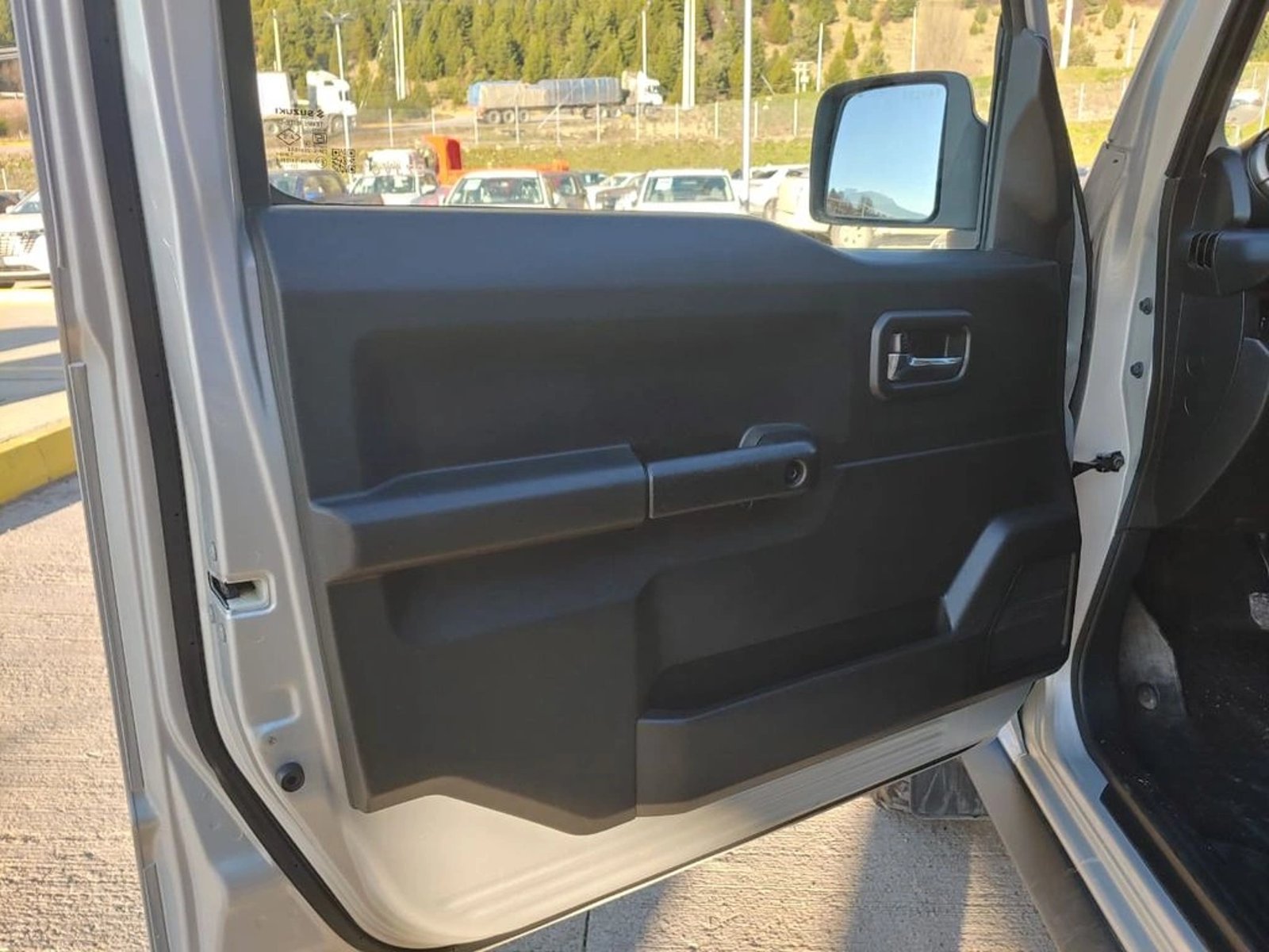 SUZUKI JIMNY JIMNY 5P 1.5 AT GLX 2024 - Imagen 8 de 18