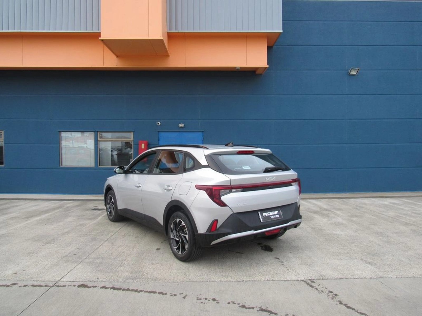 Kia K3 CROSS EX 1,4 2025 - Foto 4 de 19