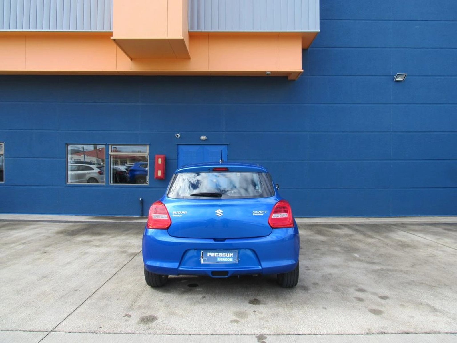 SUZUKI SWIFT GLX 2WD 1.2 2019 - Imagen 6 de 18