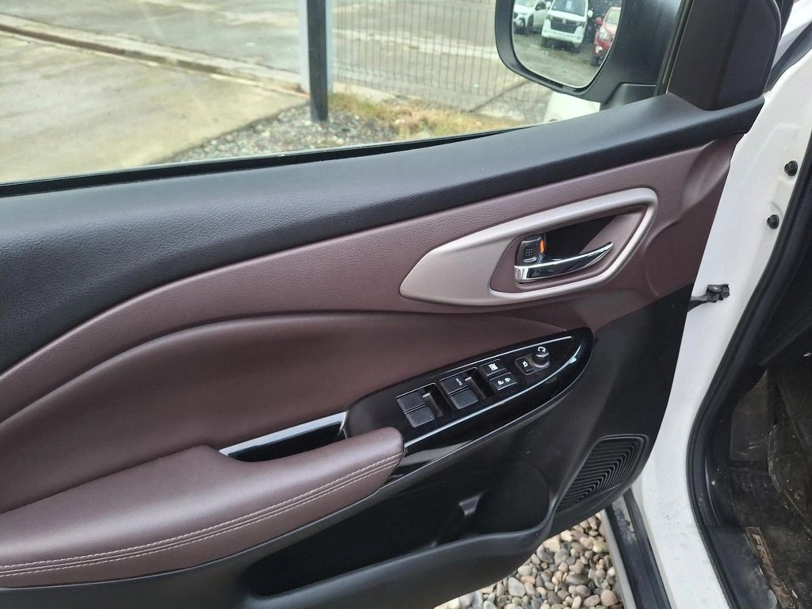 Suzuki FRONX NEDW FRONX GLX 1.5 AUT 2025 - Imagen 8 de 12