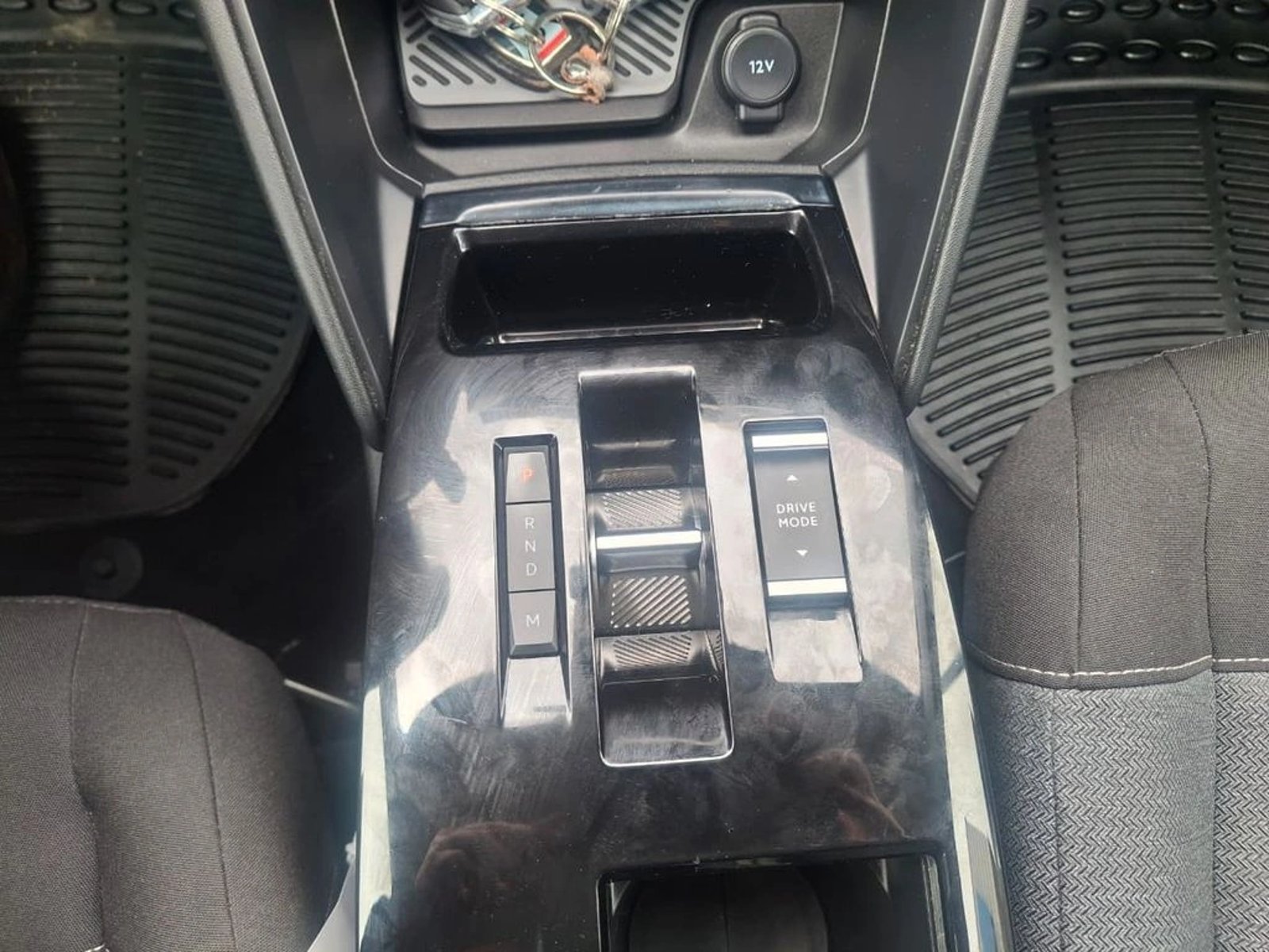 CITROEN C4 2WD 1.5 2022 - Imagen 10 de 12