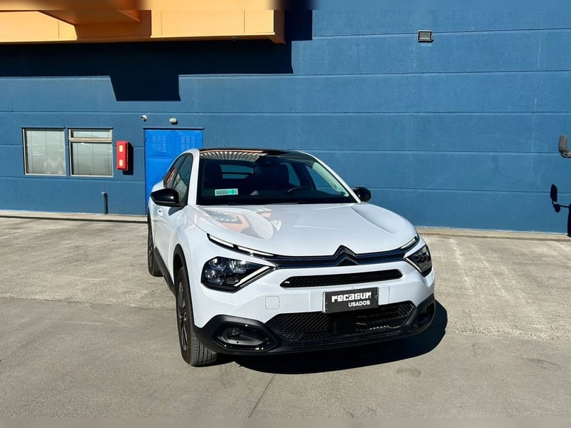 Citroën NEW C4 MCA 1.2 2025 - Imagen 3 de 17
