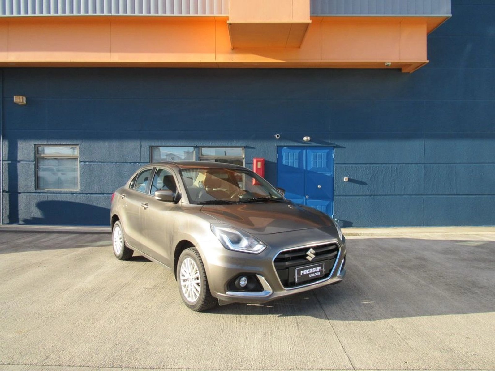 Suzuki DZIRE 2W 1.2 2022 - Foto 2 de 14
