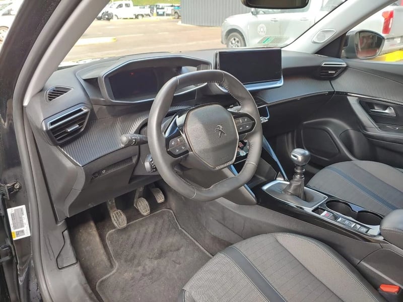 Peugeot 2008 2008 PURETECH 130 1.2 2022 - Imagen 10 de 18