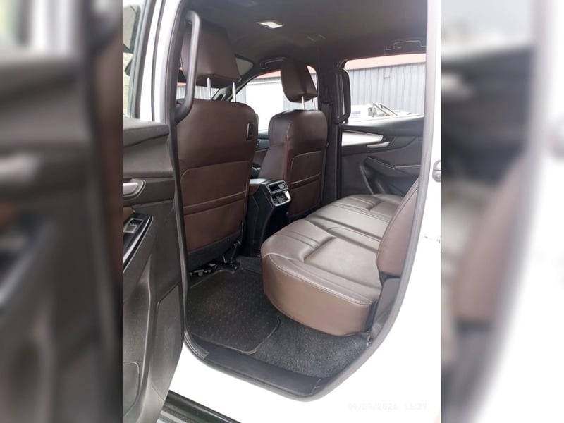 Mazda BT-50 BT-50 HIGH PLUS 4X4 6AT 2024 - Imagen 17 de 20