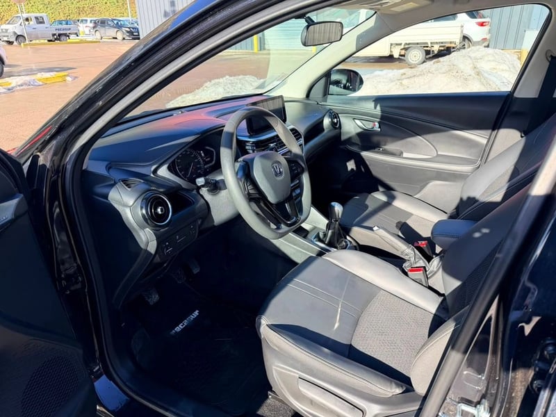 Changan ALSVIN ALSVIN LUXURY MT 2025 - Imagen 10 de 13
