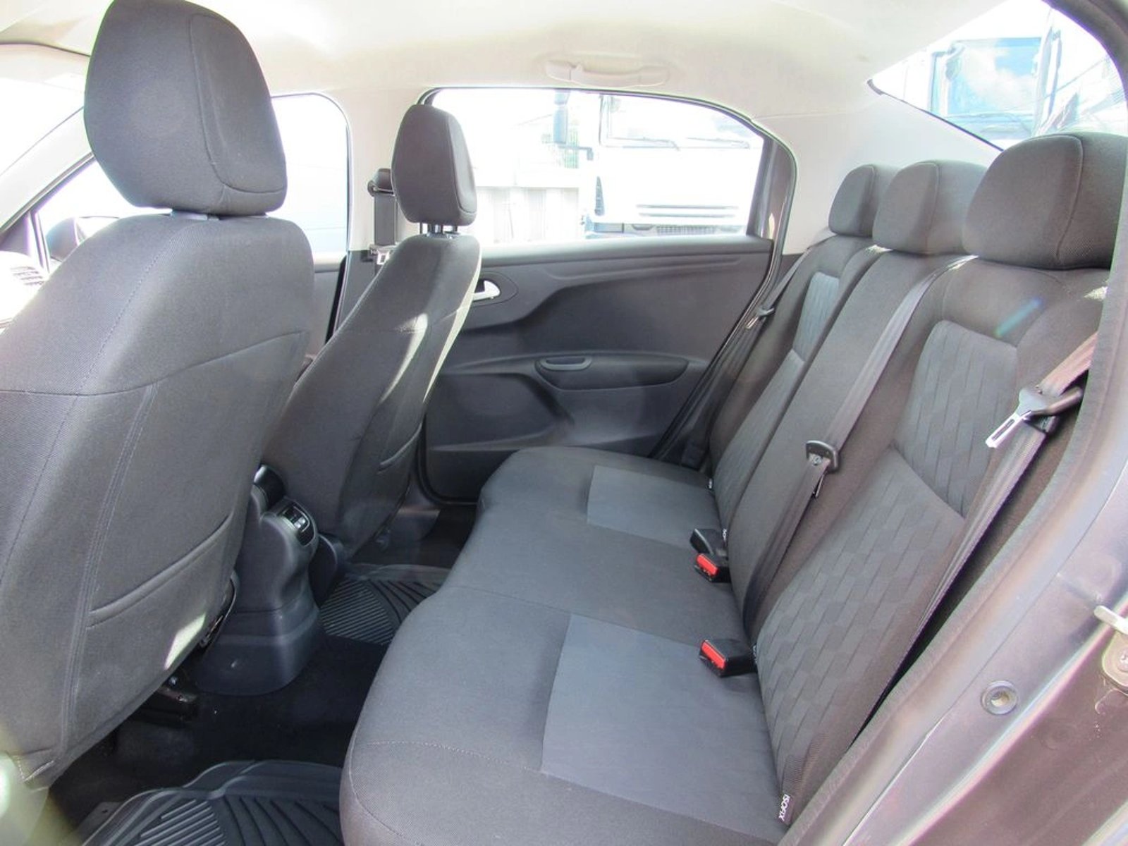 CITROEN C-ELYSEE HDI 2WD 1.6 2024 - Imagen 14 de 15