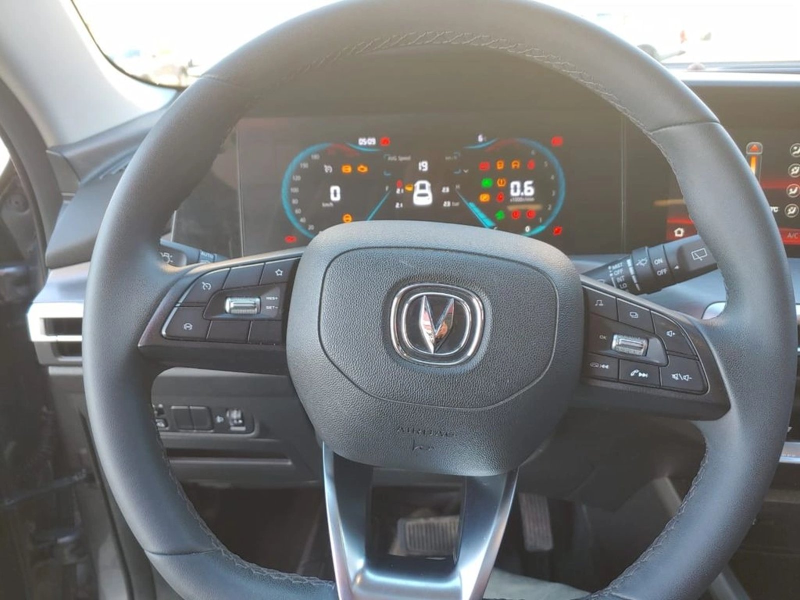 CHANGAN CS35 Plus NEW CS35 PLUS 1.4T AT LUX 2022 - Imagen 12 de 18