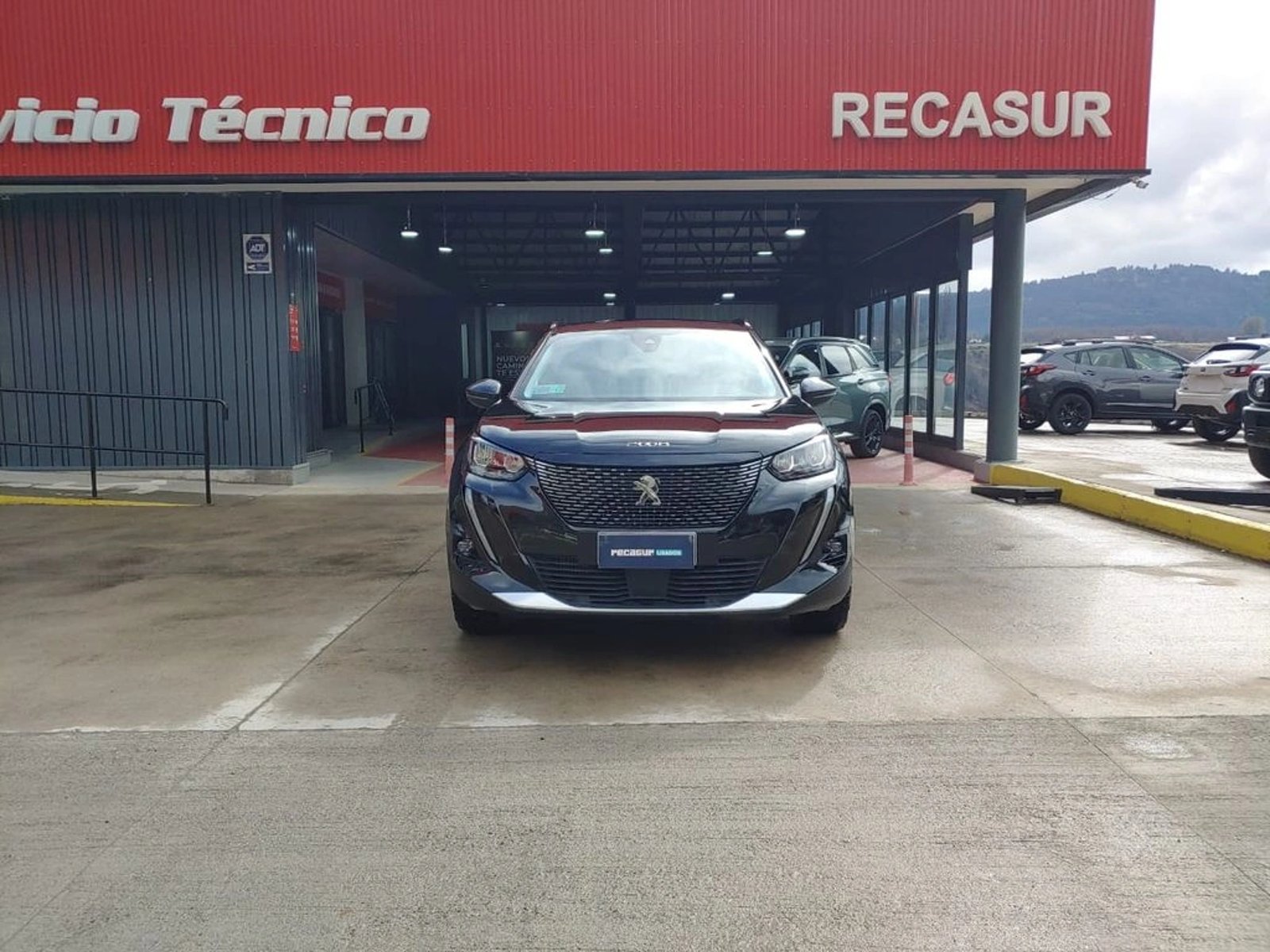Peugeot 2008 2008 PURETECH 130 1.2 2022 - Foto 2 de 18
