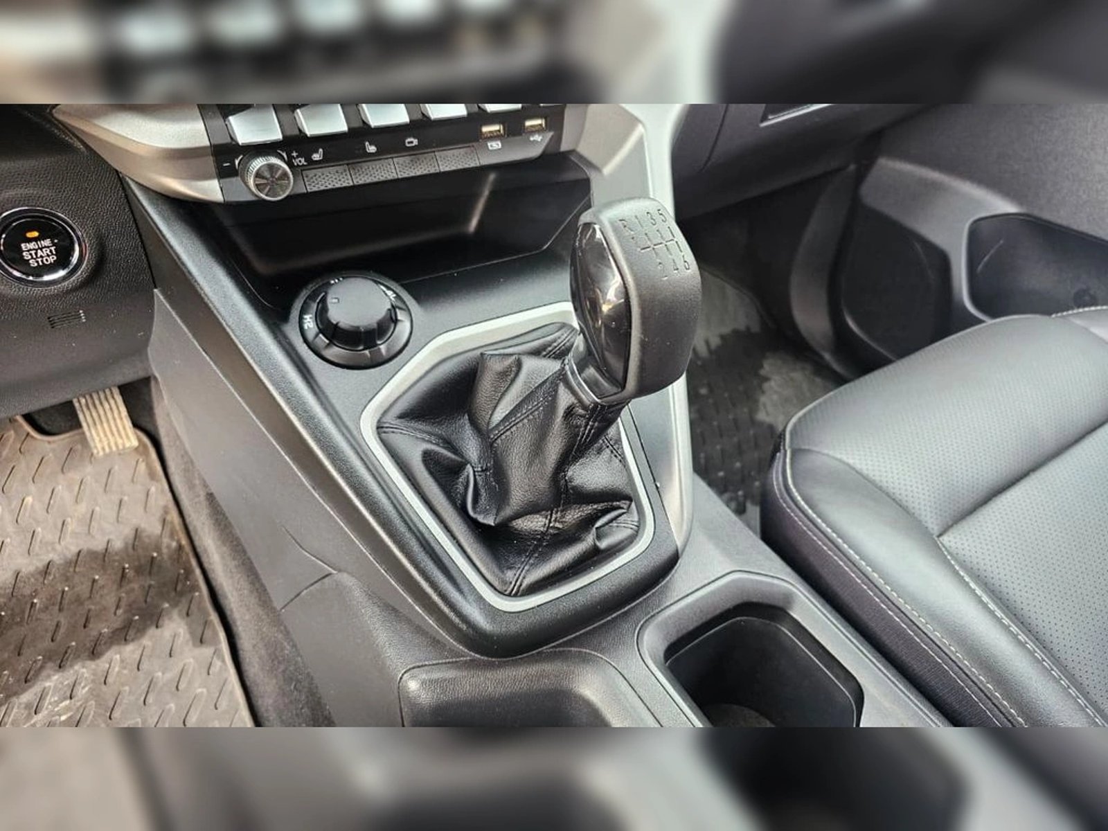 CHANGAN HUNTER HUNTER DCAB ELITE 4X4 1.9 2024 - Imagen 18 de 18