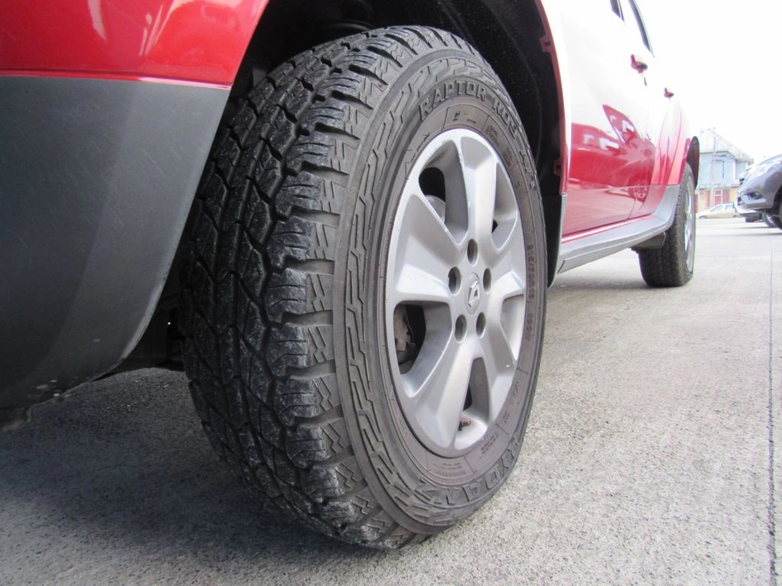 RENAULT DUSTER 2.0 ZEN 4X4 6MT 5P 2020 - Imagen 8 de 17