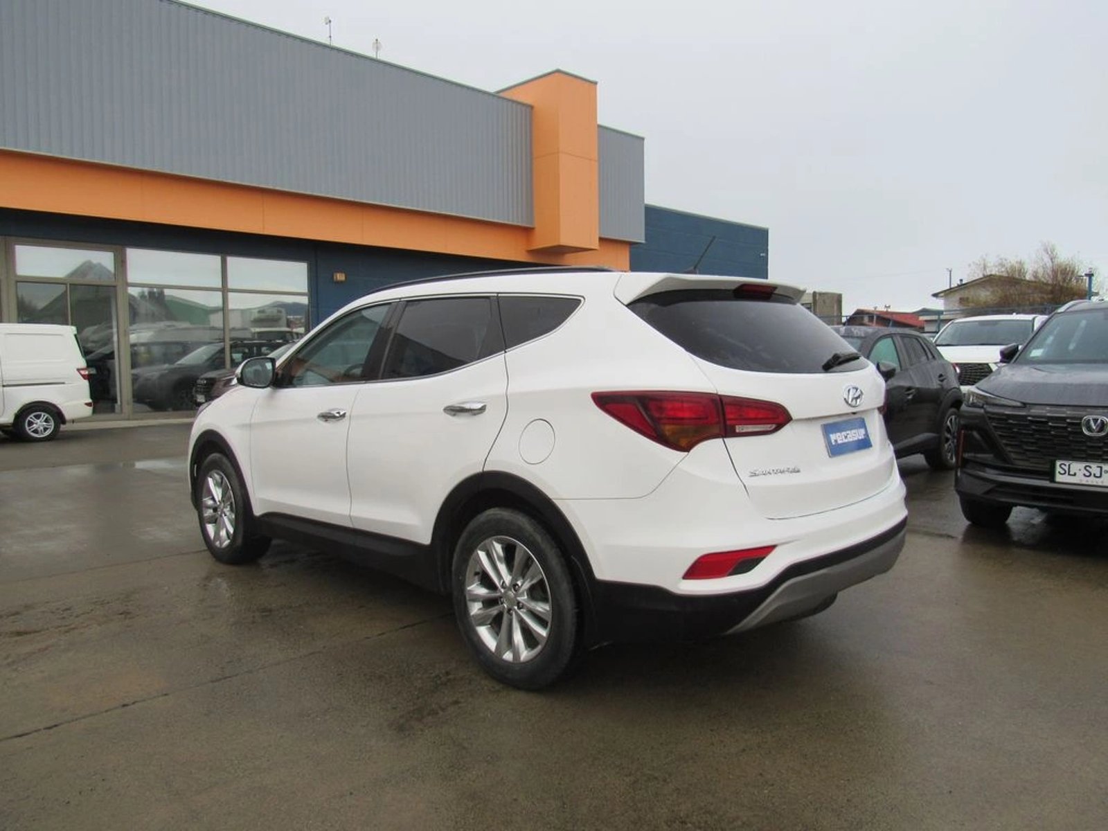 HYUNDAI SANTA FE GLS 2018 - Imagen 5 de 16