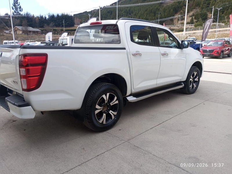 Mazda BT-50 BT-50 HIGH PLUS 4X4 6AT 2024 - Imagen 8 de 20