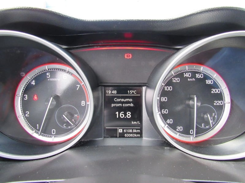 Suzuki SWIFT GLX 2WD 1.2 2019 - Imagen 11 de 18