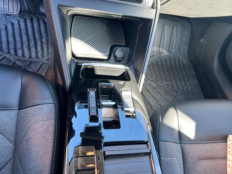 Citroën NEW C4 MCA 1.2 2025 - Imagen 14 de 17