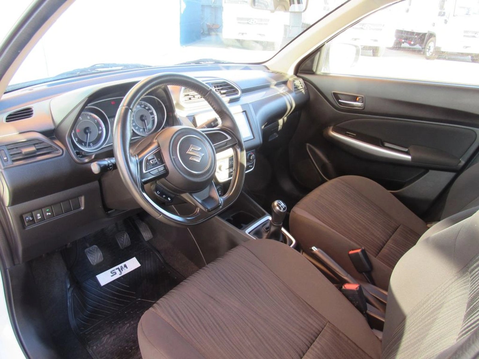 SUZUKI DZIRE 2WD 1.2 2022 - Imagen 8 de 13
