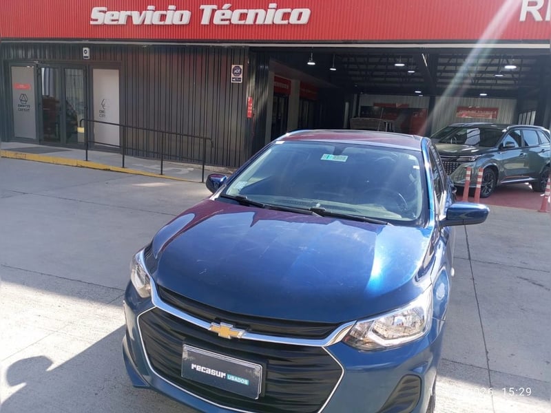 Chevrolet ONIX ONIX II LT 1.0 2023 - Imagen 9 de 15