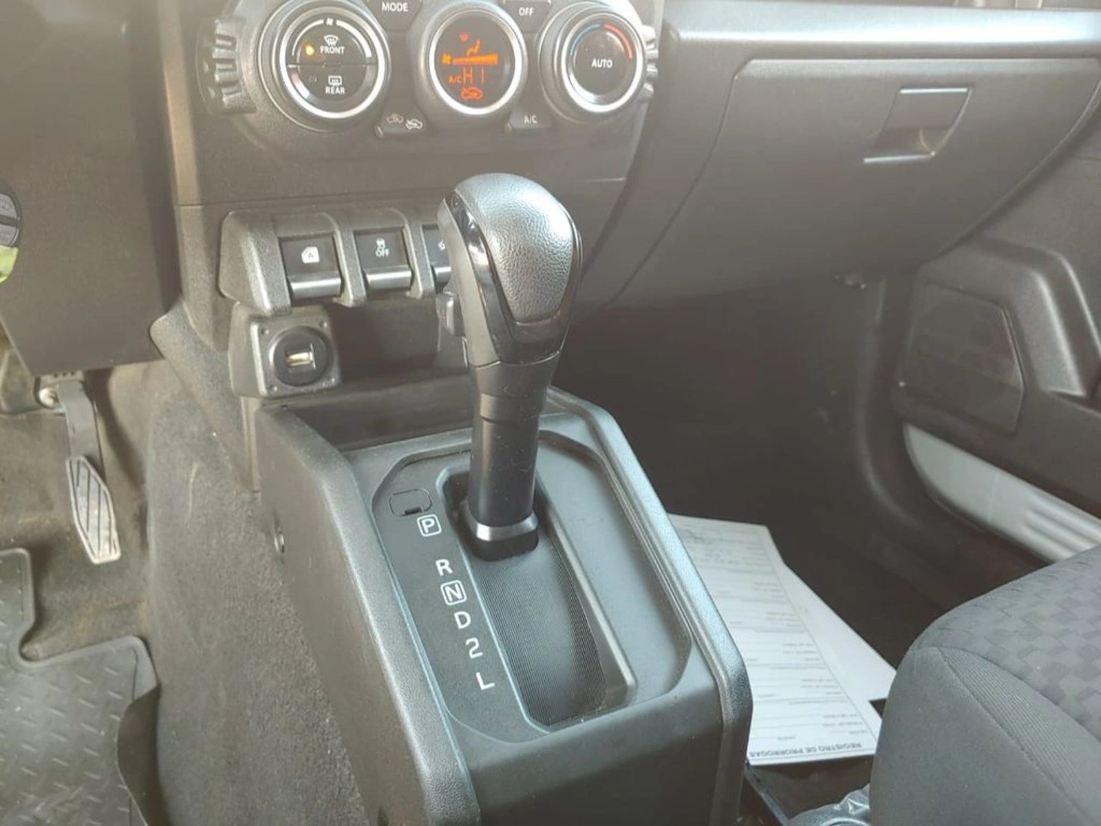 SUZUKI JIMNY JIMNY 5P 1.5 AT GLX 2024 - Imagen 15 de 18