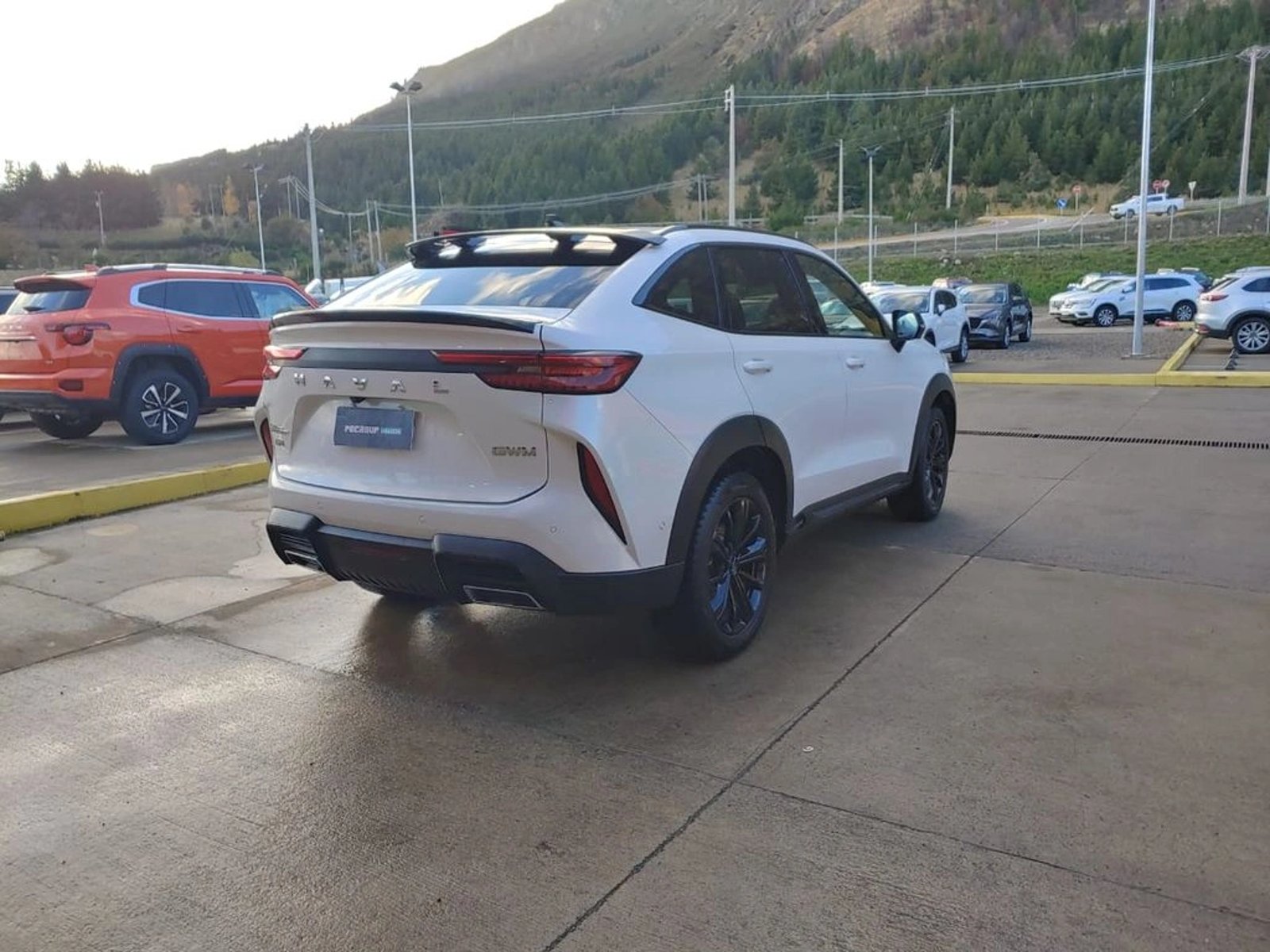 HAVAL H6 GT HAVAL H6 GT 2.0T AT AWD DELUXE 2024 - Imagen 4 de 18