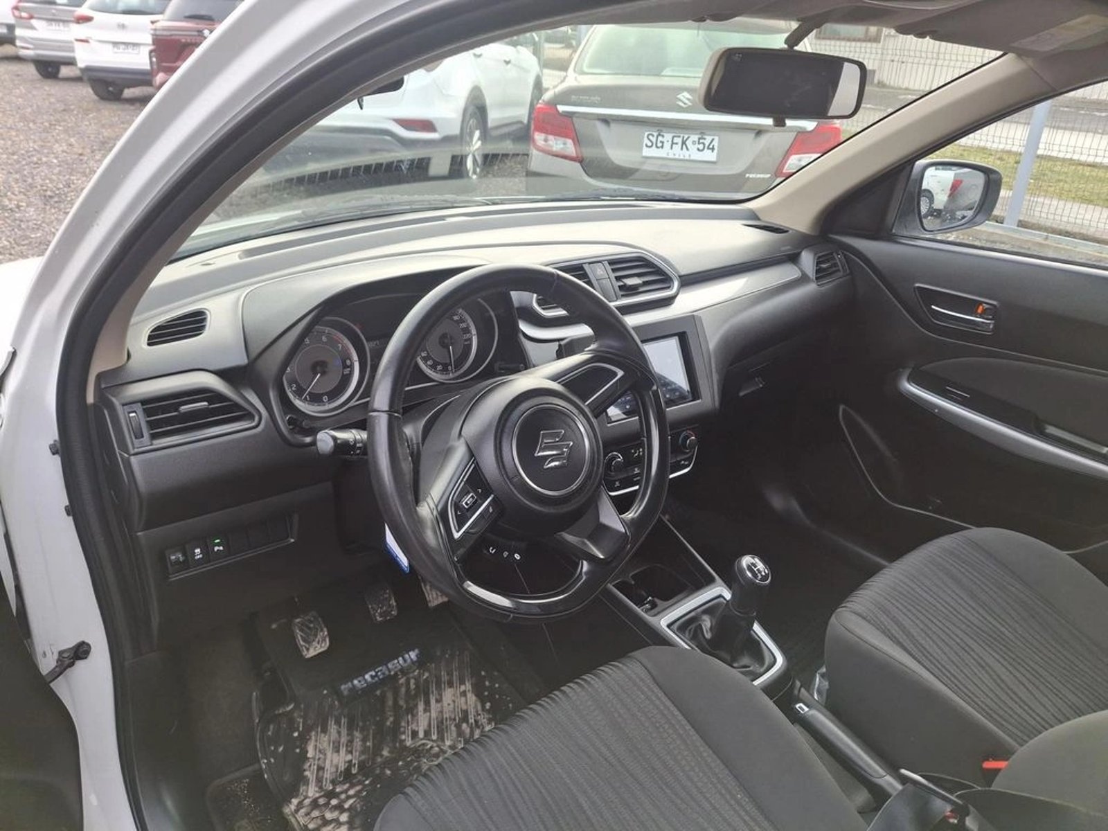 Suzuki DZIRE DZIRE 1.2 2022 - Imagen 7 de 18