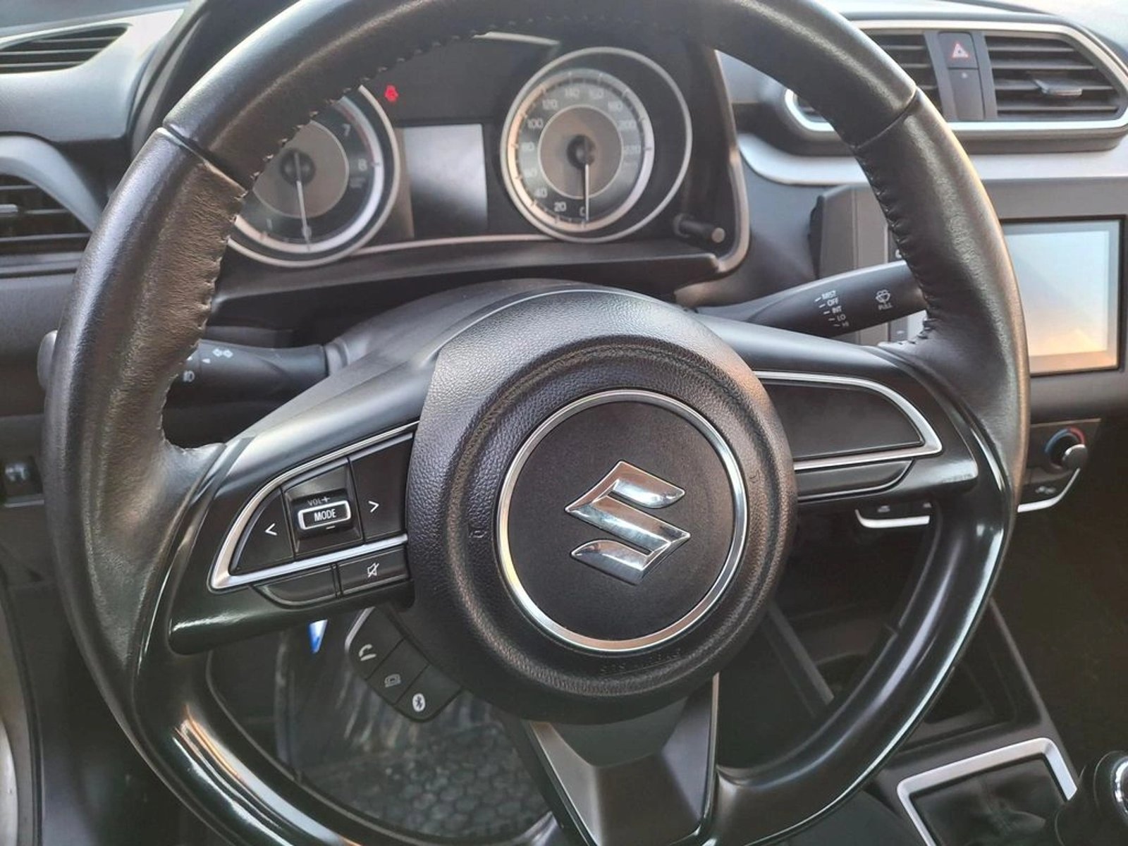 Suzuki DZIRE DZIRE 1.2 2022 - Imagen 5 de 9