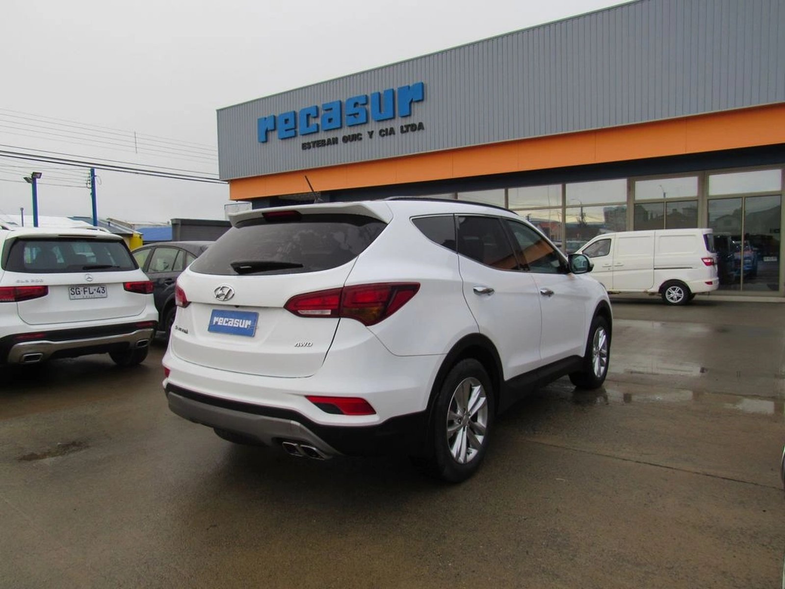 HYUNDAI SANTA FE GLS 2018 - Imagen 6 de 16